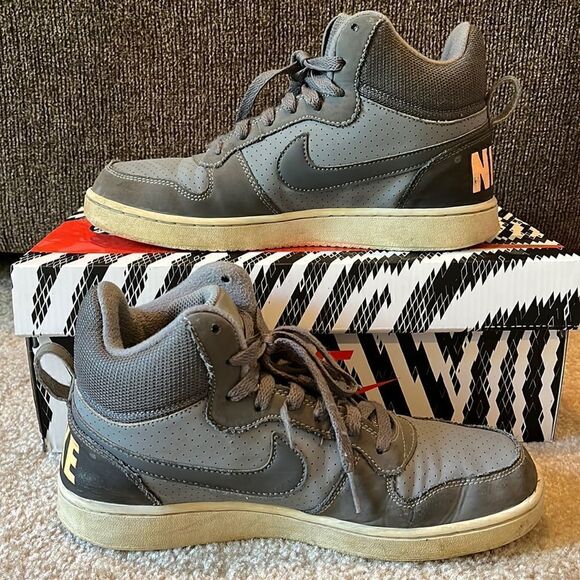 WMNS Court Borough Mid “Cool Grey” (S/N 844906-001), size 8.5 - Picture 1 of 5